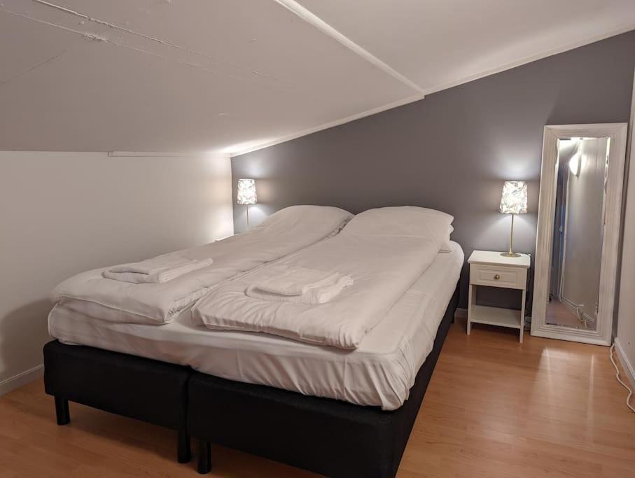 Nice And Quiet Apartment In City Centre Tromsø Esterno foto